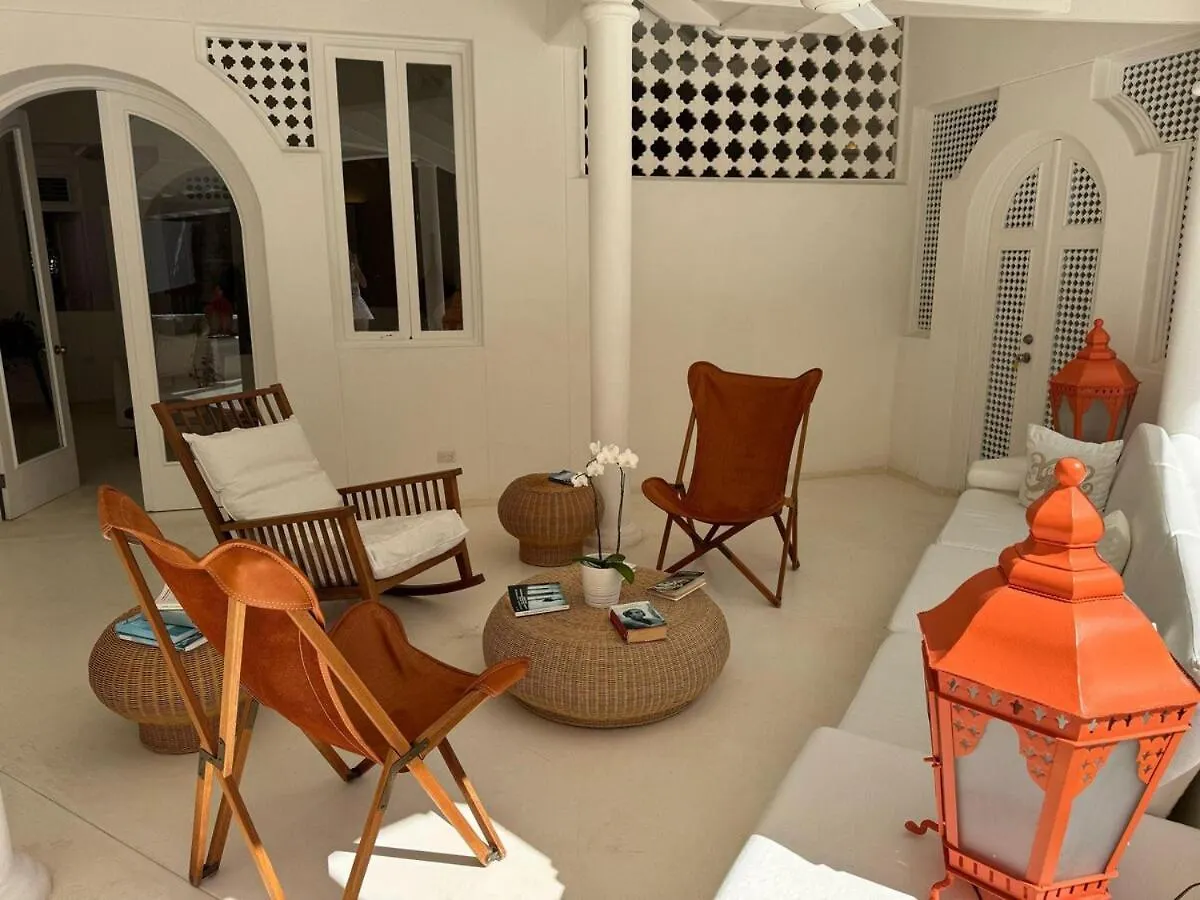 Charming Italian Vila In Casa De Campo La Romana